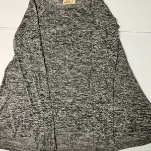 Hollister junior's medium black and white heathered shirt